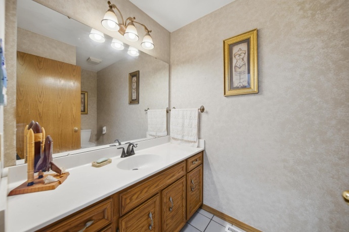 3261 Silver Ridge, OREGON, Illinois 61061, 3 Bedrooms Bedrooms, ,4 BathroomsBathrooms,House,For Sale,Silver Ridge,202602968