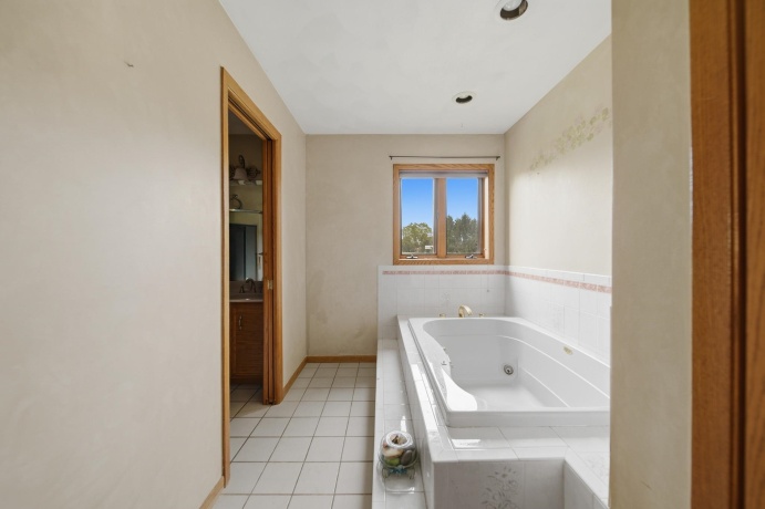 3261 Silver Ridge, OREGON, Illinois 61061, 3 Bedrooms Bedrooms, ,4 BathroomsBathrooms,House,For Sale,Silver Ridge,202602968
