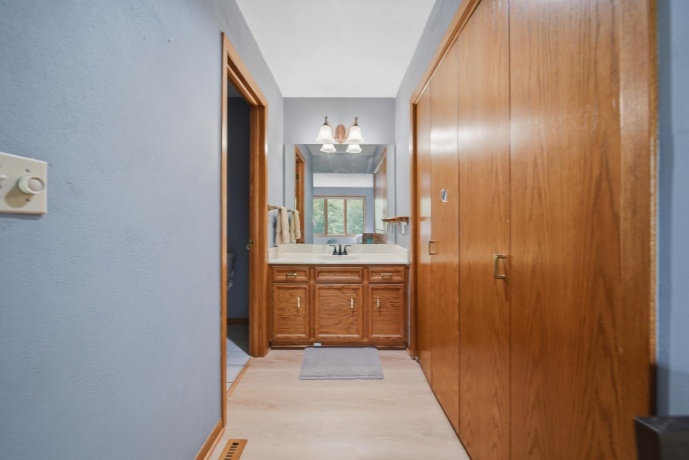 3261 Silver Ridge, OREGON, Illinois 61061, 3 Bedrooms Bedrooms, ,4 BathroomsBathrooms,House,For Sale,Silver Ridge,202602968