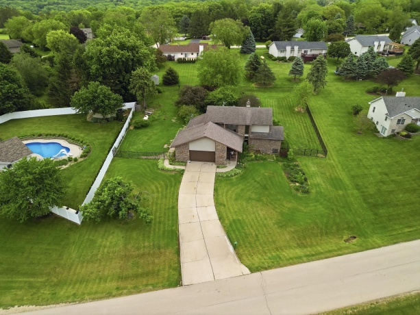 3261 Silver Ridge, OREGON, Illinois 61061, 3 Bedrooms Bedrooms, ,4 BathroomsBathrooms,House,For Sale,Silver Ridge,202602968
