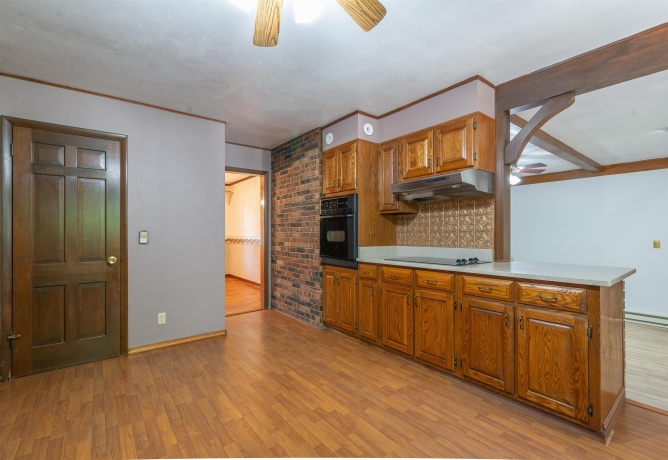 23 Elizabeth, FREEPORT, Illinois 61032, 4 Bedrooms Bedrooms, ,2 BathroomsBathrooms,House,For Sale,Elizabeth,202604422