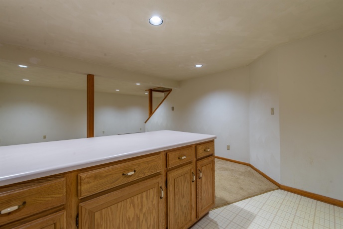23 Elizabeth, FREEPORT, Illinois 61032, 4 Bedrooms Bedrooms, ,2 BathroomsBathrooms,House,For Sale,Elizabeth,202604422