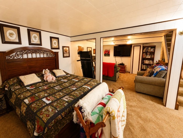 6007 Hollis, LOVES PARK, Illinois 61111, 3 Bedrooms Bedrooms, ,2 BathroomsBathrooms,House,For Sale,Hollis,202605103