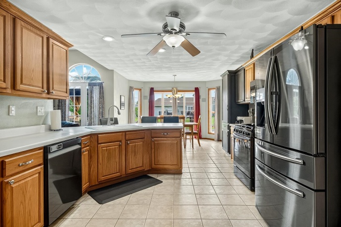 11074 Lemon Grass, ROSCOE, Illinois 61073, 5 Bedrooms Bedrooms, ,3 BathroomsBathrooms,House,For Sale,Lemon Grass,202605104