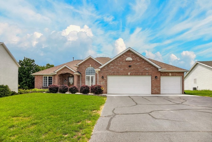 11074 Lemon Grass, ROSCOE, Illinois 61073, 5 Bedrooms Bedrooms, ,3 BathroomsBathrooms,House,For Sale,Lemon Grass,202605104