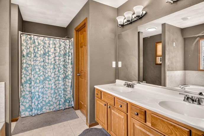 11074 Lemon Grass, ROSCOE, Illinois 61073, 5 Bedrooms Bedrooms, ,3 BathroomsBathrooms,House,For Sale,Lemon Grass,202605104