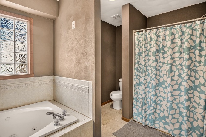 11074 Lemon Grass, ROSCOE, Illinois 61073, 5 Bedrooms Bedrooms, ,3 BathroomsBathrooms,House,For Sale,Lemon Grass,202605104