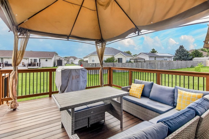 11074 Lemon Grass, ROSCOE, Illinois 61073, 5 Bedrooms Bedrooms, ,3 BathroomsBathrooms,House,For Sale,Lemon Grass,202605104