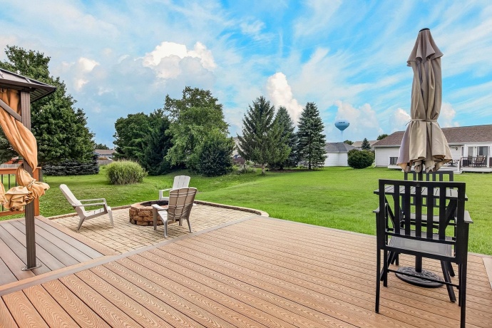 11074 Lemon Grass, ROSCOE, Illinois 61073, 5 Bedrooms Bedrooms, ,3 BathroomsBathrooms,House,For Sale,Lemon Grass,202605104