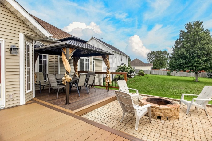 11074 Lemon Grass, ROSCOE, Illinois 61073, 5 Bedrooms Bedrooms, ,3 BathroomsBathrooms,House,For Sale,Lemon Grass,202605104