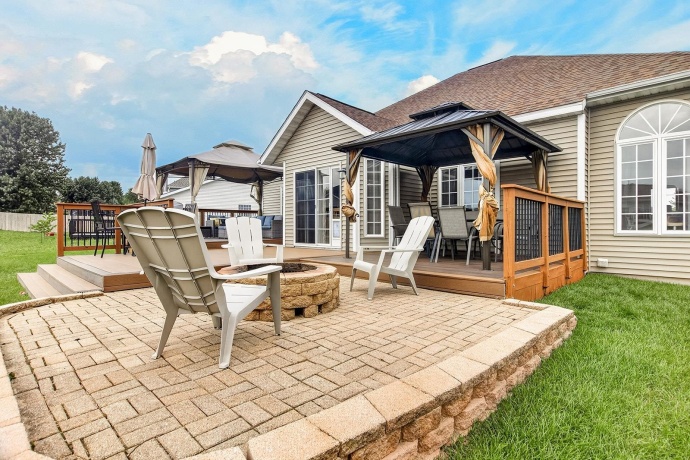 11074 Lemon Grass, ROSCOE, Illinois 61073, 5 Bedrooms Bedrooms, ,3 BathroomsBathrooms,House,For Sale,Lemon Grass,202605104