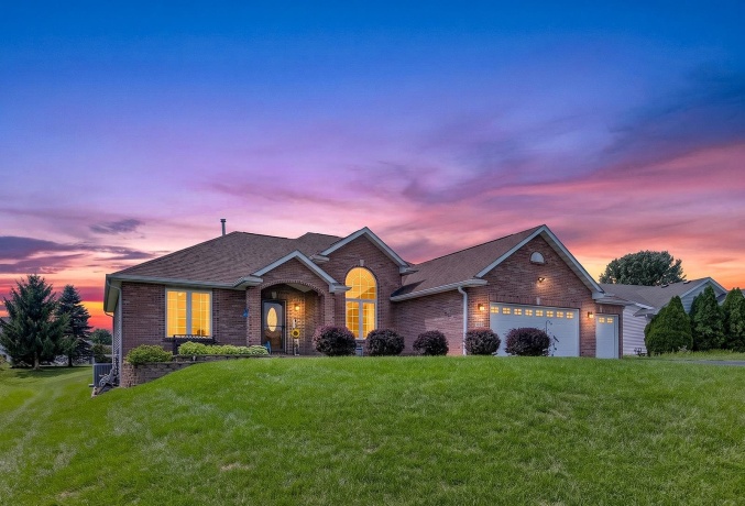 11074 Lemon Grass, ROSCOE, Illinois 61073, 5 Bedrooms Bedrooms, ,3 BathroomsBathrooms,House,For Sale,Lemon Grass,202605104