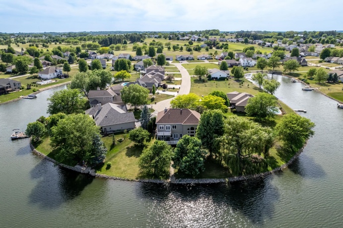 12755 Westbrook, WINNEBAGO, Illinois 61088, 4 Bedrooms Bedrooms, ,3 BathroomsBathrooms,House,For Sale,Westbrook,202603130