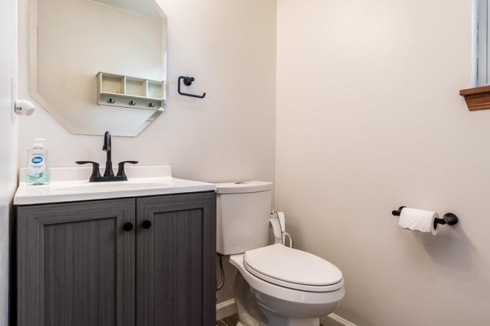 7238 PRICE, MACHESNEY PARK, Illinois 61115, 3 Bedrooms Bedrooms, ,2 BathroomsBathrooms,House,For Sale,PRICE,202605105