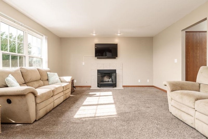 7238 PRICE, MACHESNEY PARK, Illinois 61115, 3 Bedrooms Bedrooms, ,2 BathroomsBathrooms,House,For Sale,PRICE,202605105