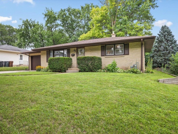 3803 Kentucky, ROCKFORD, Illinois 61108, 2 Bedrooms Bedrooms, ,1 BathroomBathrooms,House,For Sale,Kentucky,202605107