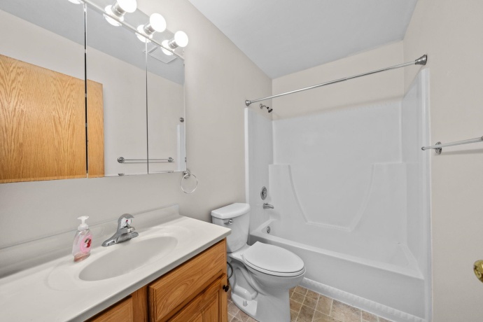 11320 2nd, ROSCOE, Illinois 61073, 4 Bedrooms Bedrooms, ,2 BathroomsBathrooms,House,For Sale,2nd,202605109
