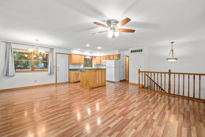 11320 2nd, ROSCOE, Illinois 61073, 4 Bedrooms Bedrooms, ,2 BathroomsBathrooms,House,For Sale,2nd,202605109