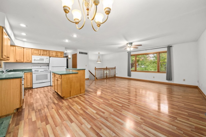 11320 2nd, ROSCOE, Illinois 61073, 4 Bedrooms Bedrooms, ,2 BathroomsBathrooms,House,For Sale,2nd,202605109
