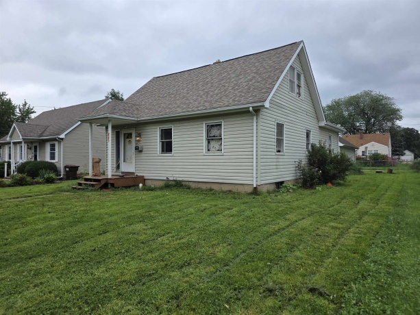 845 12th, ROCHELLE, Illinois 61068, 4 Bedrooms Bedrooms, ,2 BathroomsBathrooms,House,For Sale,12th,202605112