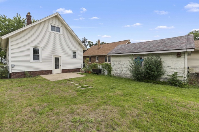 603 FRANCES, LOVES PARK, Illinois 61111, 2 Bedrooms Bedrooms, ,1 BathroomBathrooms,House,For Sale,FRANCES,202605113