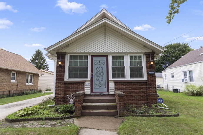 603 FRANCES, LOVES PARK, Illinois 61111, 2 Bedrooms Bedrooms, ,1 BathroomBathrooms,House,For Sale,FRANCES,202605113