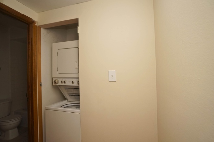 126 La Londe, ADDISON, Illinois 60101, 1 Bedroom Bedrooms, ,1 BathroomBathrooms,Condominium,For Sale,La Londe,202604058