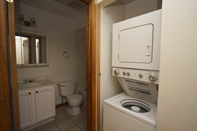 126 La Londe, ADDISON, Illinois 60101, 1 Bedroom Bedrooms, ,1 BathroomBathrooms,Condominium,For Sale,La Londe,202604058
