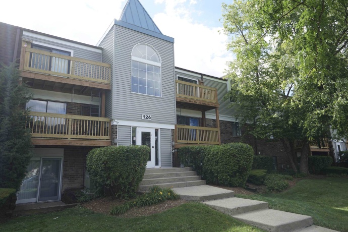 126 La Londe, ADDISON, Illinois 60101, 1 Bedroom Bedrooms, ,1 BathroomBathrooms,Condominium,For Sale,La Londe,202604058