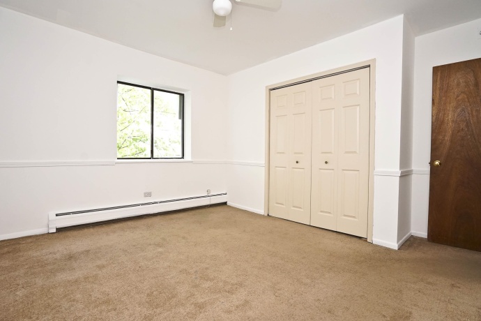 126 La Londe, ADDISON, Illinois 60101, 1 Bedroom Bedrooms, ,1 BathroomBathrooms,Condominium,For Sale,La Londe,202604058