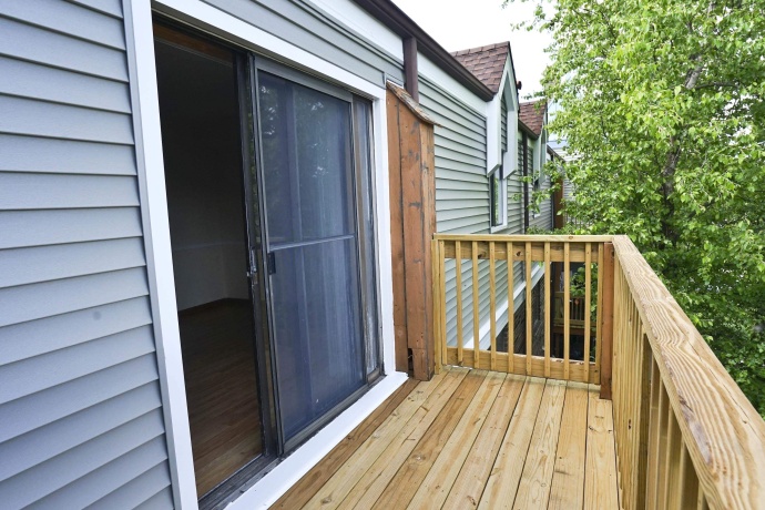 126 La Londe, ADDISON, Illinois 60101, 1 Bedroom Bedrooms, ,1 BathroomBathrooms,Condominium,For Sale,La Londe,202604058