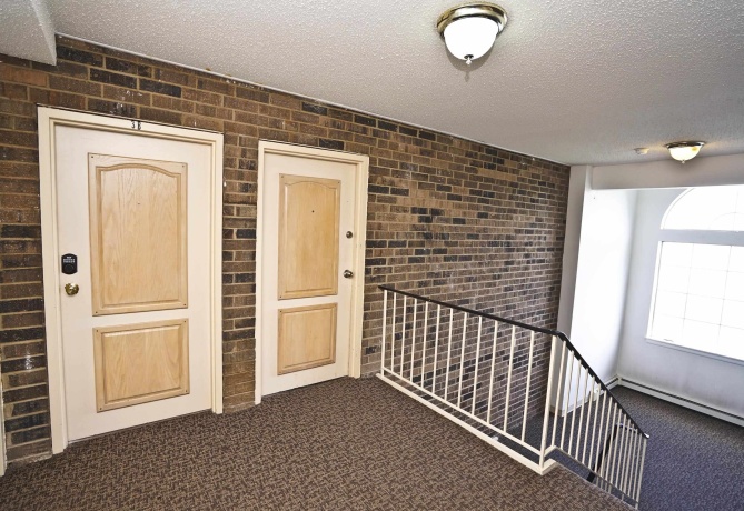 126 La Londe, ADDISON, Illinois 60101, 1 Bedroom Bedrooms, ,1 BathroomBathrooms,Condominium,For Sale,La Londe,202604058