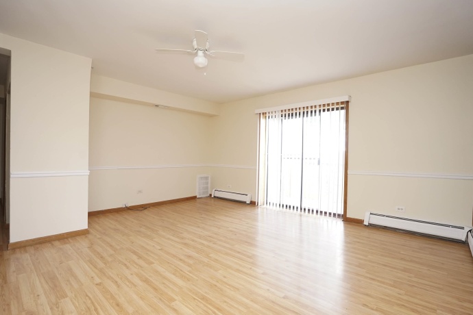 126 La Londe, ADDISON, Illinois 60101, 1 Bedroom Bedrooms, ,1 BathroomBathrooms,Condominium,For Sale,La Londe,202604058