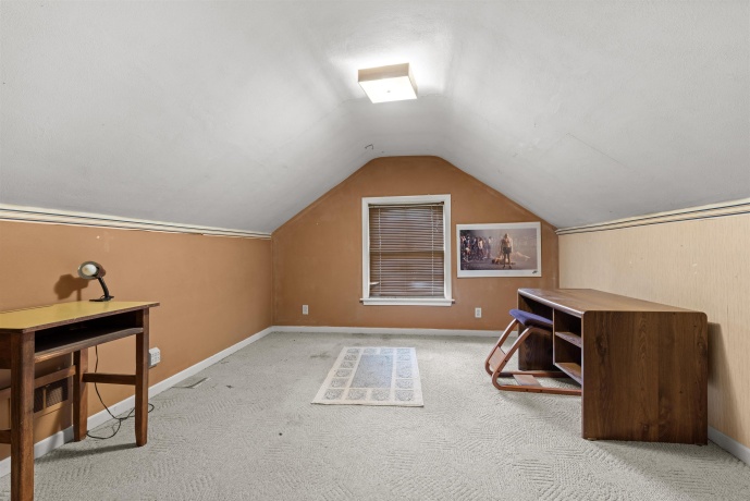 1721 PARKVIEW, ROCKFORD, Illinois 61107, 4 Bedrooms Bedrooms, ,2 BathroomsBathrooms,House,For Sale,PARKVIEW,202605115