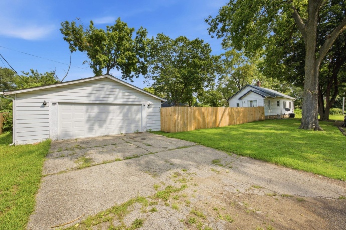 502 Barnum, ROCKFORD, Illinois 61109, 3 Bedrooms Bedrooms, ,1 BathroomBathrooms,House,For Sale,Barnum,202605118