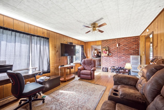 502 Barnum, ROCKFORD, Illinois 61109, 3 Bedrooms Bedrooms, ,1 BathroomBathrooms,House,For Sale,Barnum,202605118