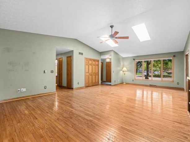 5405 Friendswood, ROCKFORD, Illinois 61114, 5 Bedrooms Bedrooms, ,3 BathroomsBathrooms,House,For Sale,Friendswood,202605124