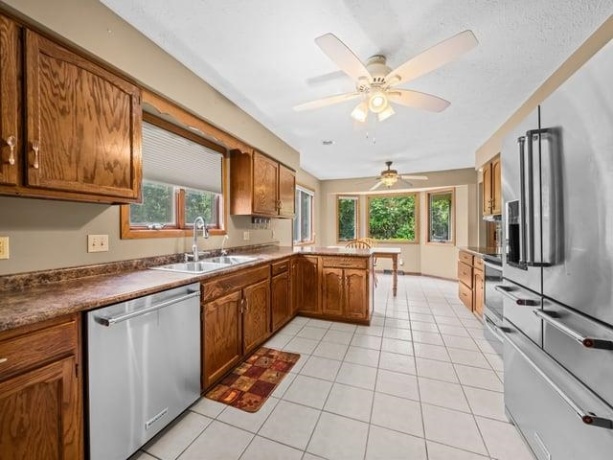 5405 Friendswood, ROCKFORD, Illinois 61114, 5 Bedrooms Bedrooms, ,3 BathroomsBathrooms,House,For Sale,Friendswood,202605124