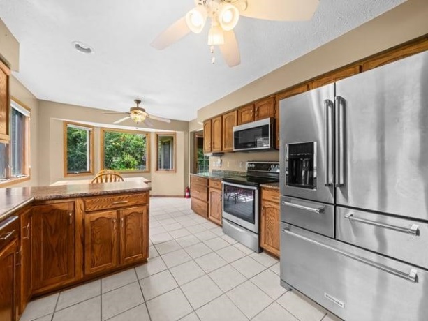 5405 Friendswood, ROCKFORD, Illinois 61114, 5 Bedrooms Bedrooms, ,3 BathroomsBathrooms,House,For Sale,Friendswood,202605124