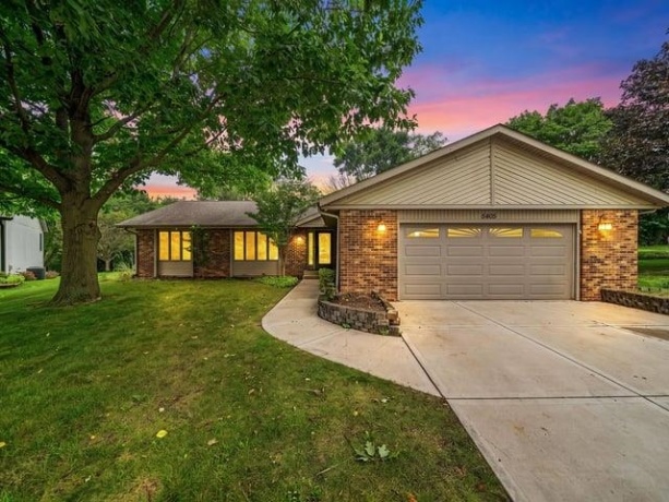 5405 Friendswood, ROCKFORD, Illinois 61114, 5 Bedrooms Bedrooms, ,3 BathroomsBathrooms,House,For Sale,Friendswood,202605124