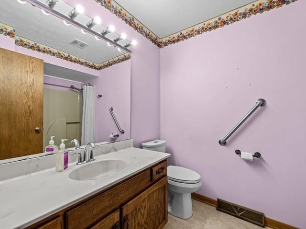 5405 Friendswood, ROCKFORD, Illinois 61114, 5 Bedrooms Bedrooms, ,3 BathroomsBathrooms,House,For Sale,Friendswood,202605124