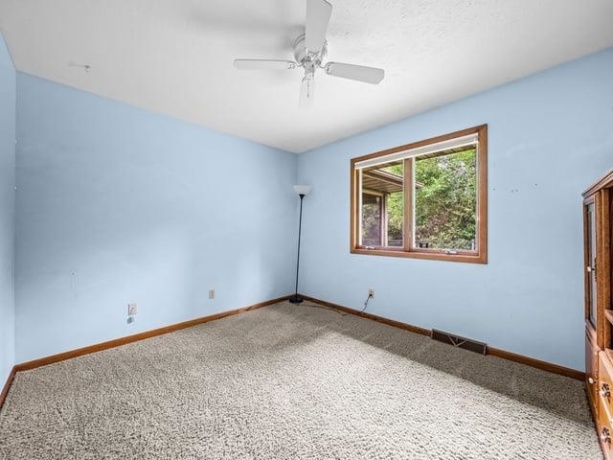 5405 Friendswood, ROCKFORD, Illinois 61114, 5 Bedrooms Bedrooms, ,3 BathroomsBathrooms,House,For Sale,Friendswood,202605124