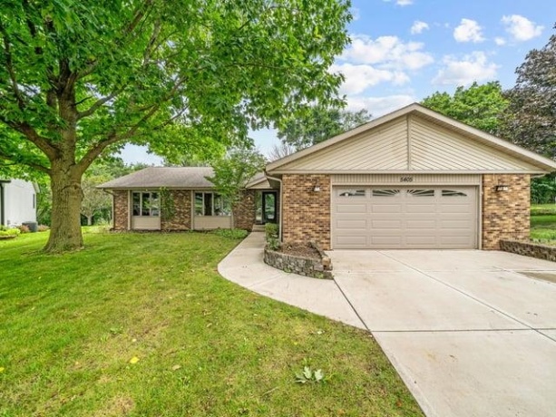 5405 Friendswood, ROCKFORD, Illinois 61114, 5 Bedrooms Bedrooms, ,3 BathroomsBathrooms,House,For Sale,Friendswood,202605124