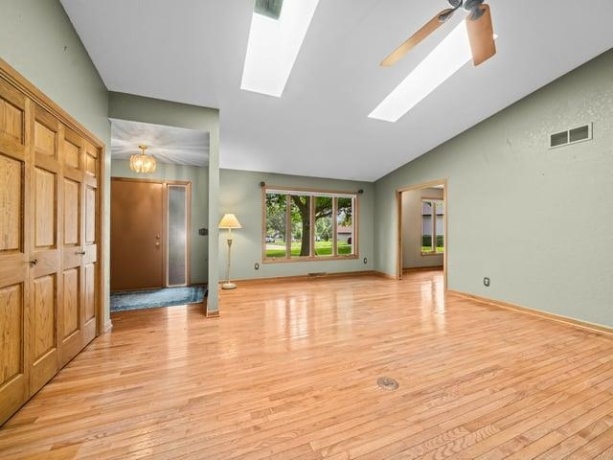 5405 Friendswood, ROCKFORD, Illinois 61114, 5 Bedrooms Bedrooms, ,3 BathroomsBathrooms,House,For Sale,Friendswood,202605124