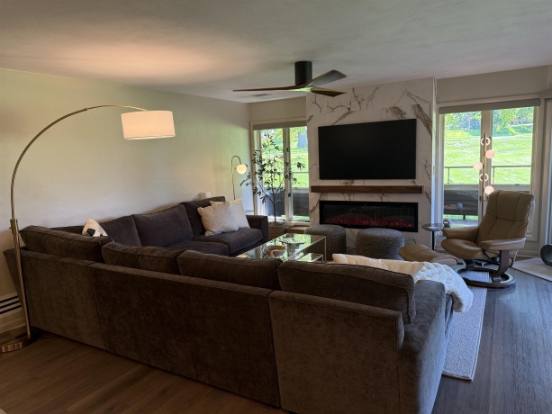 1460 Park Unit #101, FREEPORT, Illinois 61032, 2 Bedrooms Bedrooms, ,2 BathroomsBathrooms,Condominium,For Sale,Park Unit #101,202605125