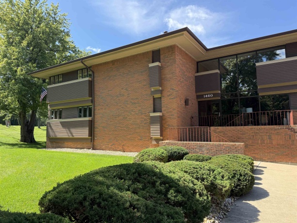 1460 Park Unit #101, FREEPORT, Illinois 61032, 2 Bedrooms Bedrooms, ,2 BathroomsBathrooms,Condominium,For Sale,Park Unit #101,202605125