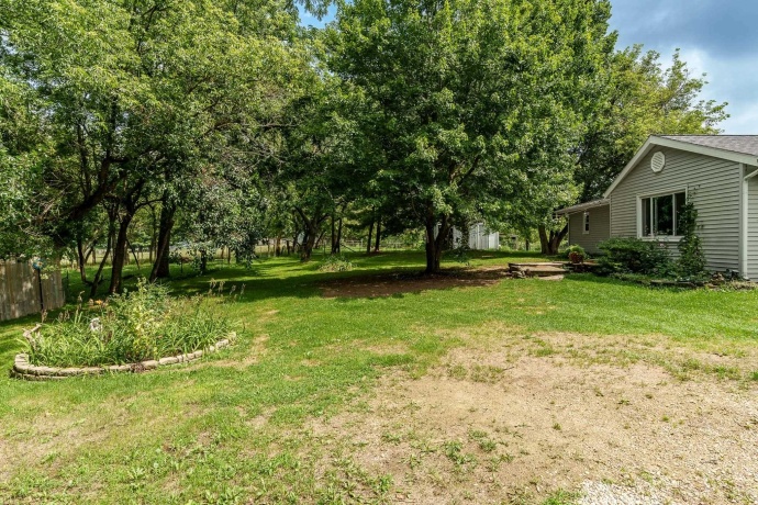 11371 Havenswood, ROSCOE, Illinois 61073, 2 Bedrooms Bedrooms, ,1 BathroomBathrooms,House,For Sale,Havenswood,202605126