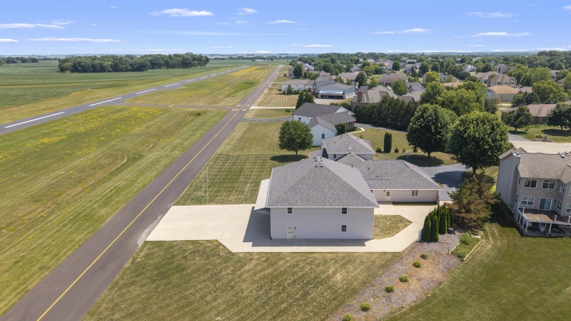 2601 Cessna, POPLAR GROVE, Illinois 61065, 6 Bedrooms Bedrooms, ,6 BathroomsBathrooms,House,For Sale,Cessna,202605128