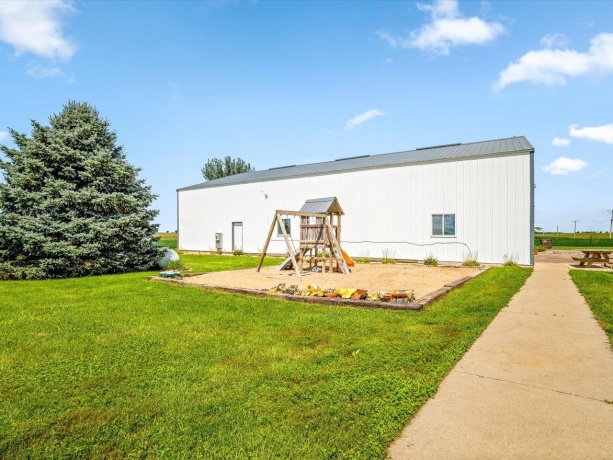 4139 Spielman, LEAF RIVER, Illinois 61047, 4 Bedrooms Bedrooms, ,1 BathroomBathrooms,House,For Sale,Spielman,202605132