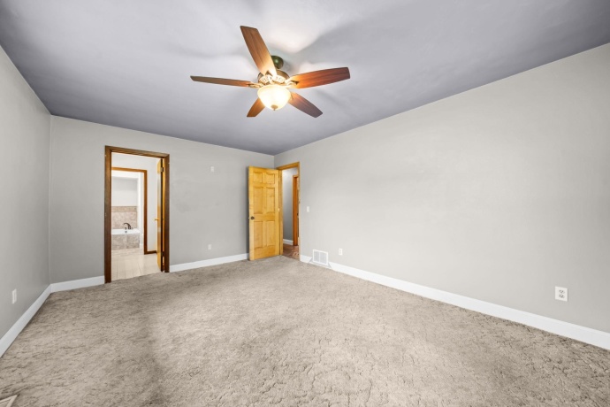 6379 Hallen, BELVIDERE, Illinois 61008, 3 Bedrooms Bedrooms, ,3 BathroomsBathrooms,House,For Sale,Hallen,202605133